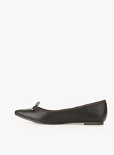 Ilusiv Black Belly Shoes